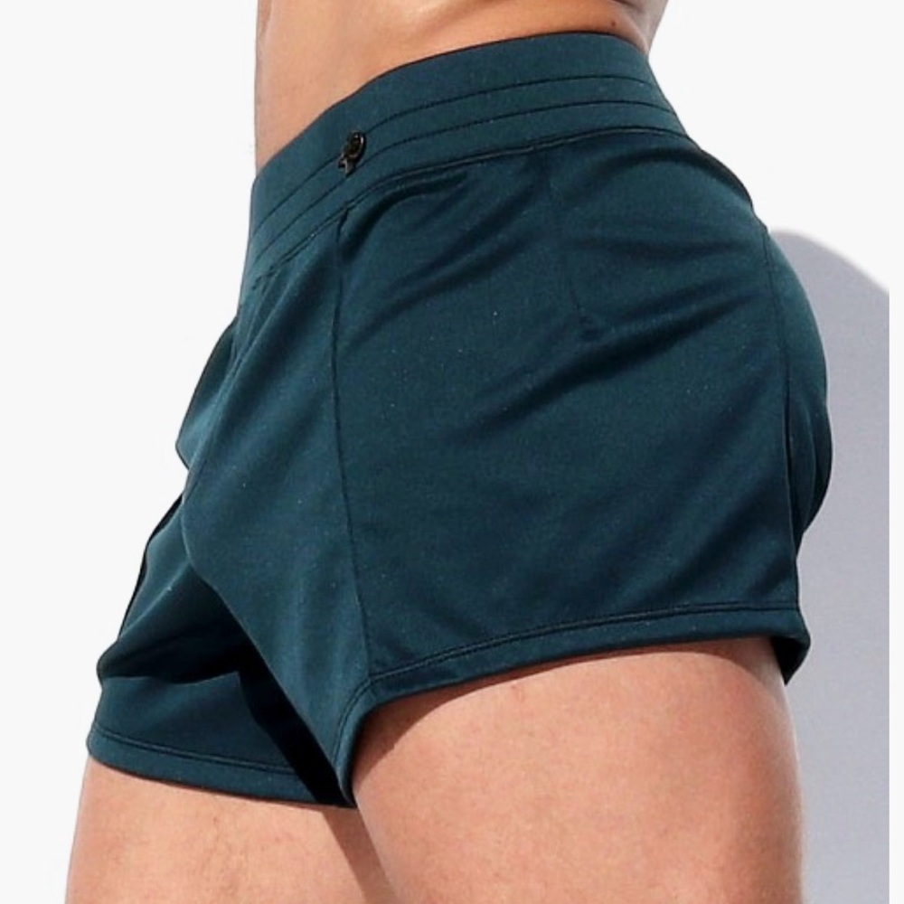 NWT Rufskin Relono Shiny Emerald Green Sports Shorts Men’s Size Large